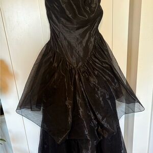Elegant Black Evening Dress
